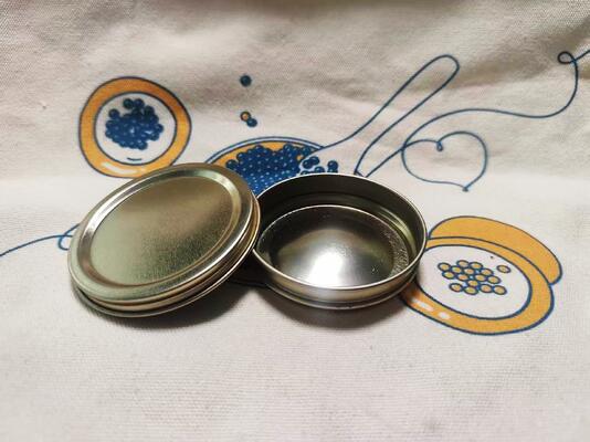 गुणवत्ता  Brand-new 30g caviar tins at promotional price light gold | Valid Oct 2026 – Nov 2026 Feel free to contact us for inquiries. tt5lv कारखाना